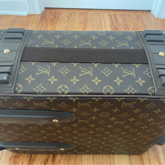 For Sale! Louis Vuitton Pegase 55 carryon suitcase. - Picture 8 of 15